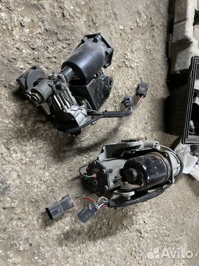 Компресор пневмоподвески ленд ровер