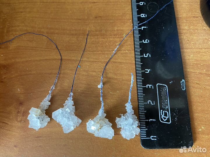 Кристалл из соли (пищевой)