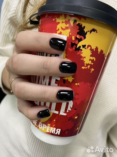 Маникюр и педикюр