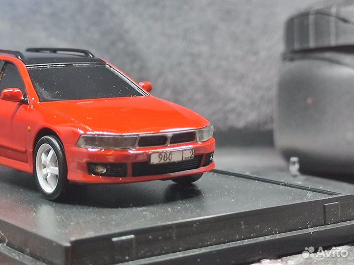 Модель автомобиля Mitsubishi Galant 1/43