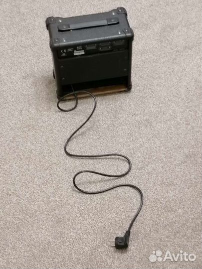 Гитарный комбоусилитель