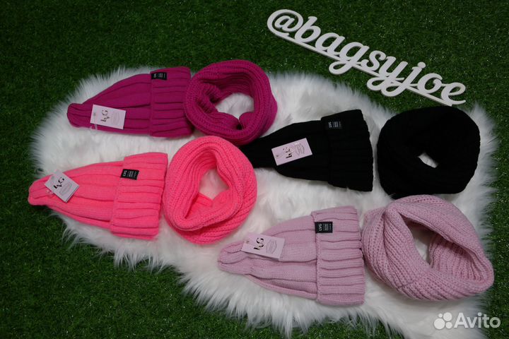Новый зимний комплект шапка + снуд