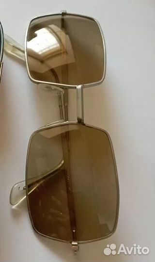 Старые солнцезащитные очки Polaroid