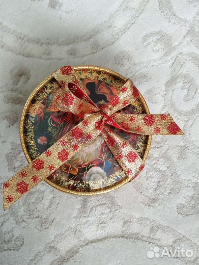 Коробка для подарка