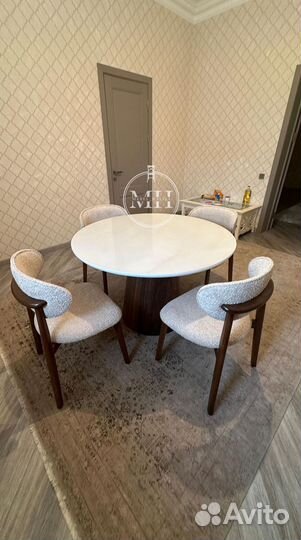 Комплект стол и стулья