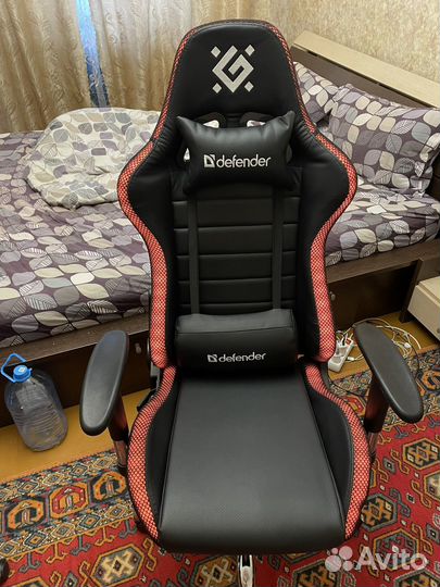 Игровое компьютерное кресло с RGB подсветкой