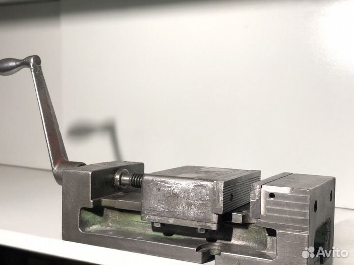 Тиски станочные. 36 кг СССР