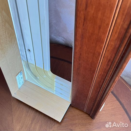 Карниз потолочный 3-х рядный шпон ореха 170 см