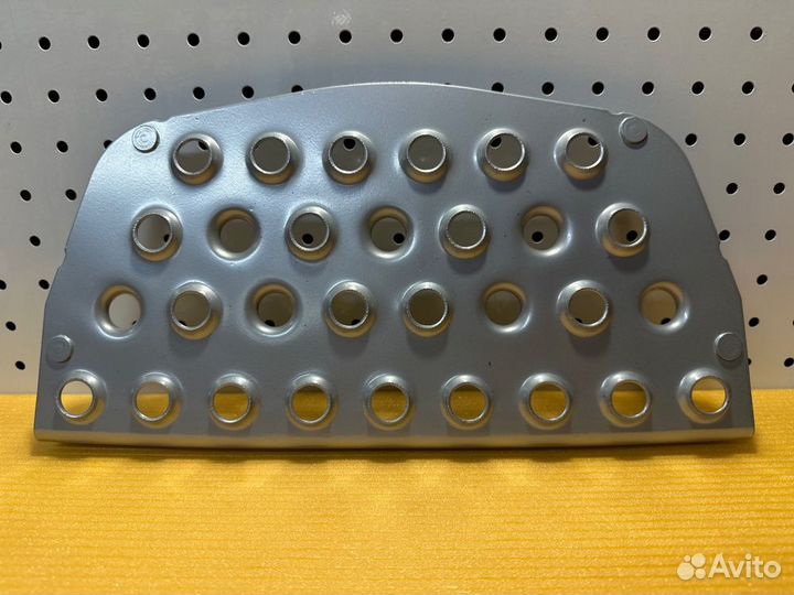 Подножка нижняя Man Tga Tgs Tgx Tgl Tgm