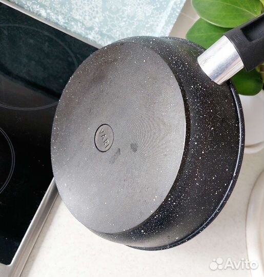 Сковорода гриль 24 см Vari