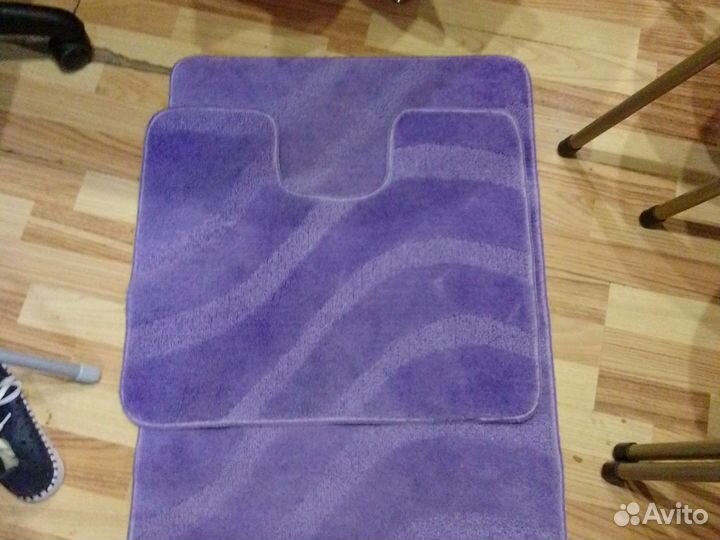 Коврики для ванной и туалета