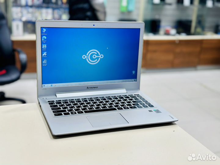 13.3” Ноутбук Lenovo / i3-4010U / 8G / 512G