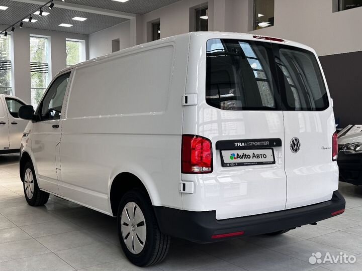 Volkswagen Transporter цельнометаллический, 2022
