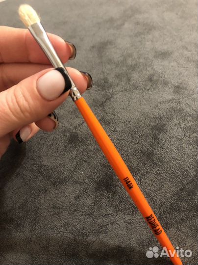 Кисть для макияжа redhead