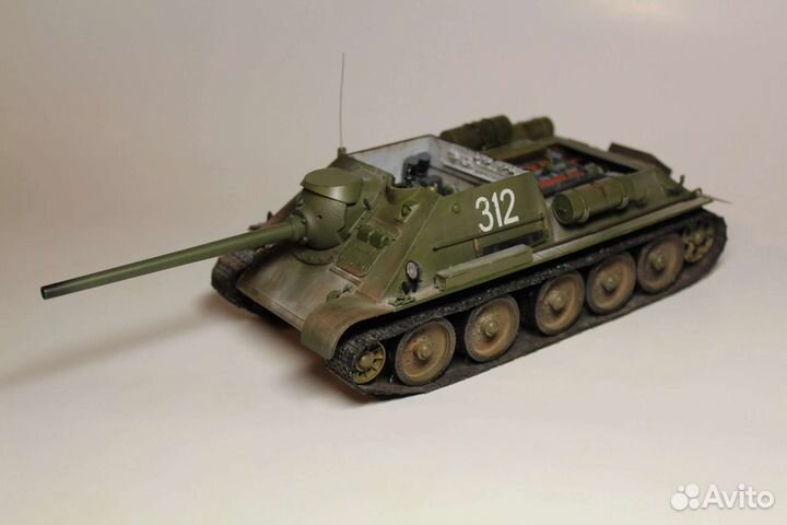 Готовая модель сау Су-85 с интерьером