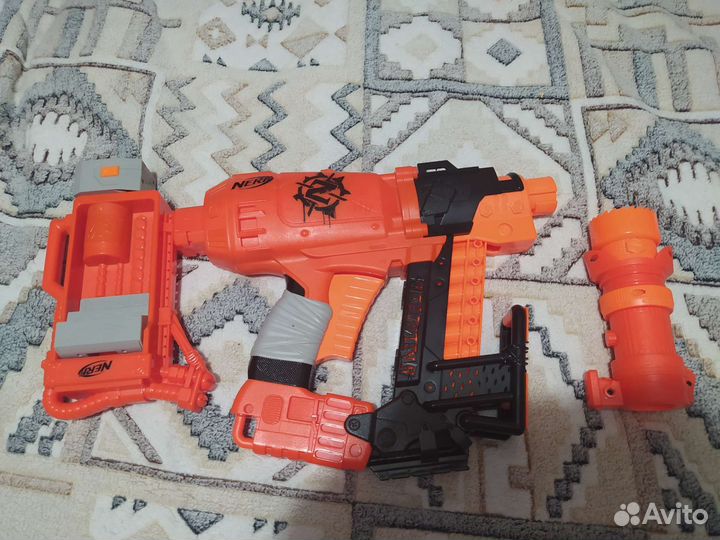 Nerf пистолет