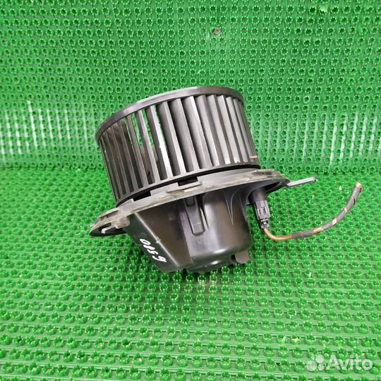 Моторчик печки Volkswagen Tiguan 5N1 2009