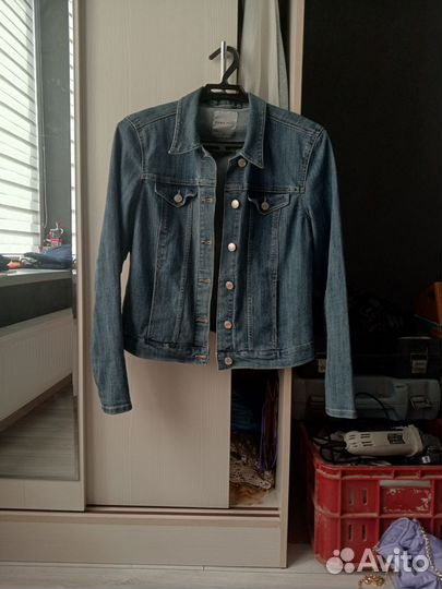 Джинсовая куртка