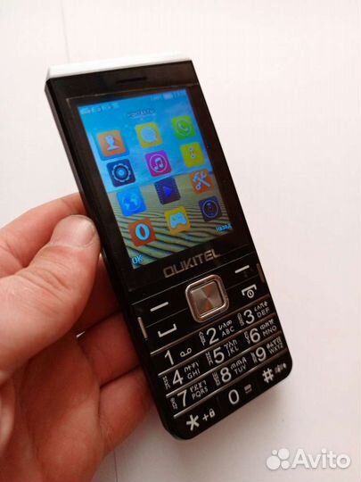 Телефон Oukitel, 3SIM, 2800 mAh