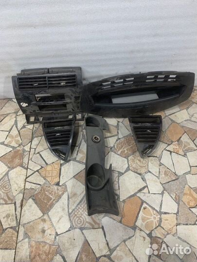 Дефлектор воздушный Citroen C4 хэтчбэк TU5JP4 2009