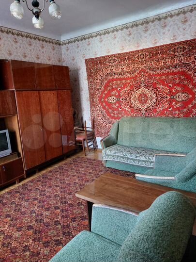 4-к. квартира, 50 м², 1/1 эт.