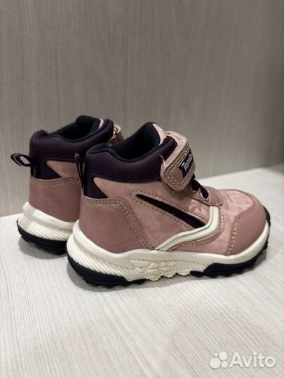 Демисезонные ботинки для девочки 22 размер Tombi