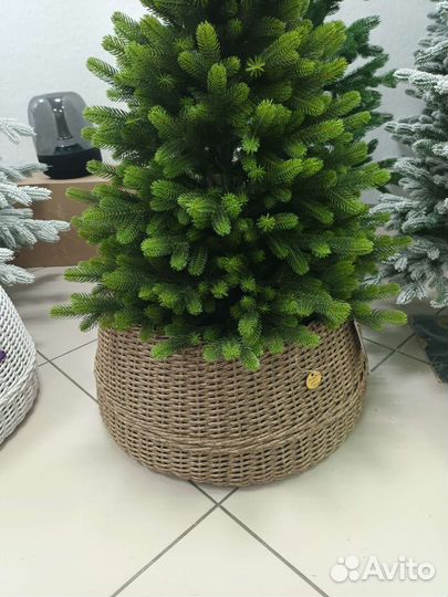 Корзина (юбочка для елки)