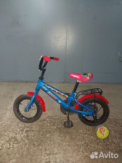 Детский велосипед 4-х колесный