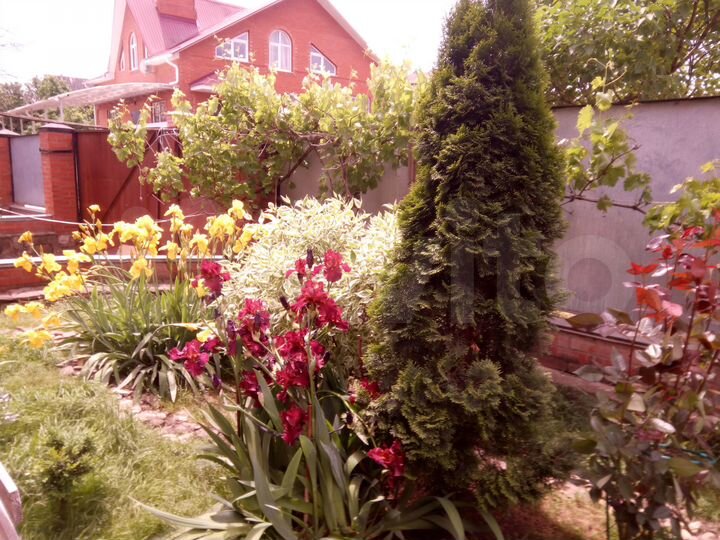 Дом 315 м² на участке 6 сот.