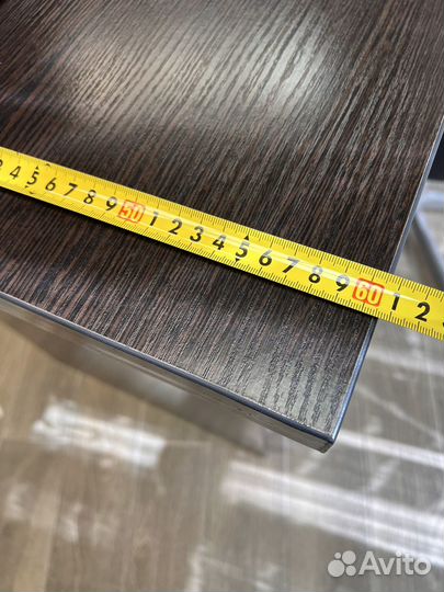 Стол офисный с ящиками