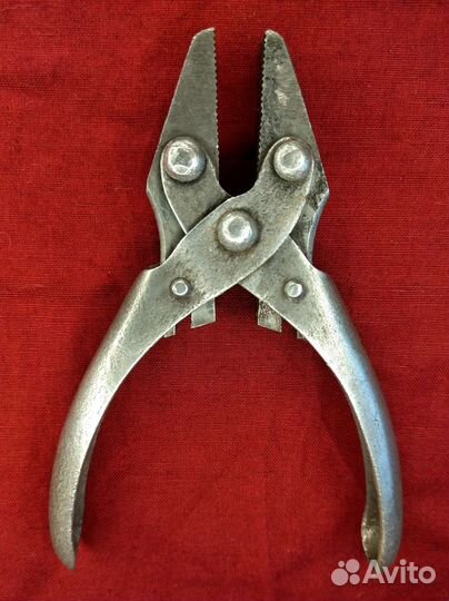 Кусачки плоскогубцы шарнирные СССР