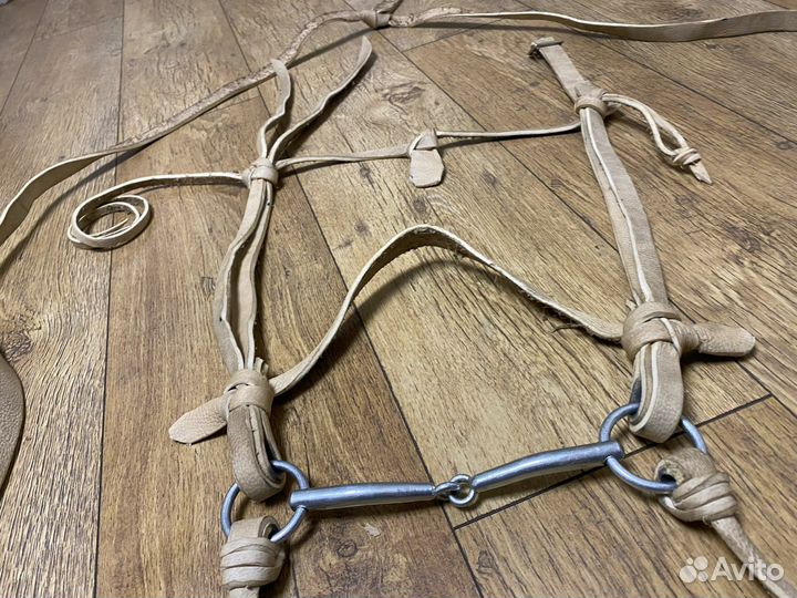 Уздечка для лошади