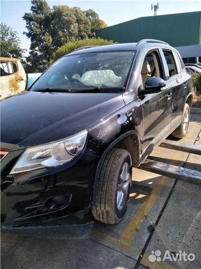 Разбор на запчасти Volkswagen Tiguan 2007-2011