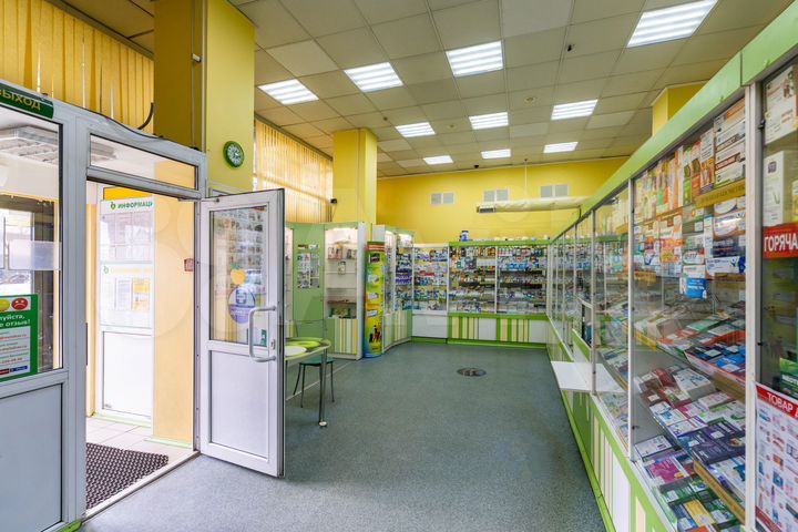 Торговая площадь, 1618 м²