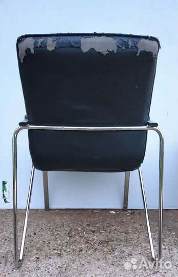 Офисный стул