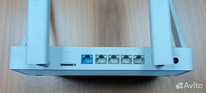 Роутер Keenetic Hero 4G KN-2310 с уличной антенной