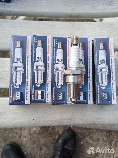Свеча зажигания NGK Beru
