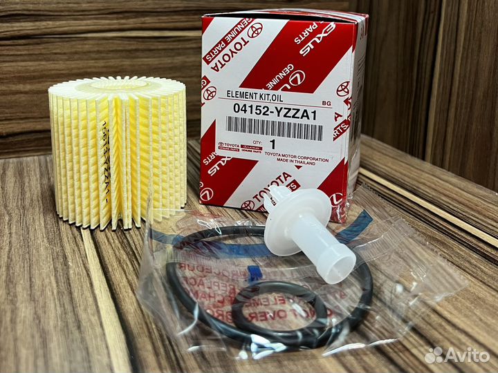 Масляный фильтр Toyota Lexus 04152-yzza1