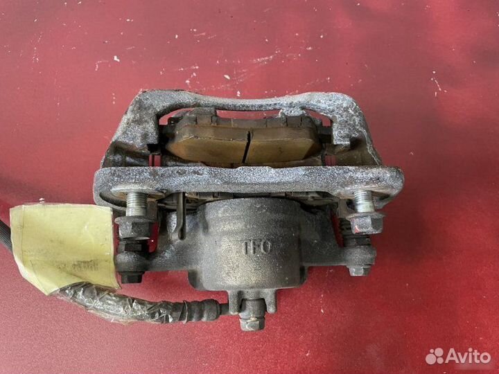 Суппорт передний правый Honda Stepwgn RK1 RK5 RK2