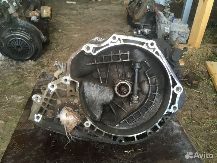 МКПП (механическая коробка переключения передач) D