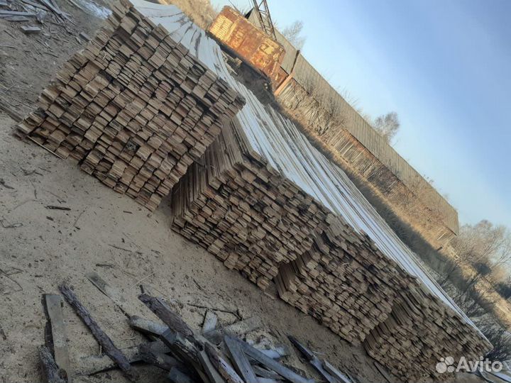 Рабочии на пилораму