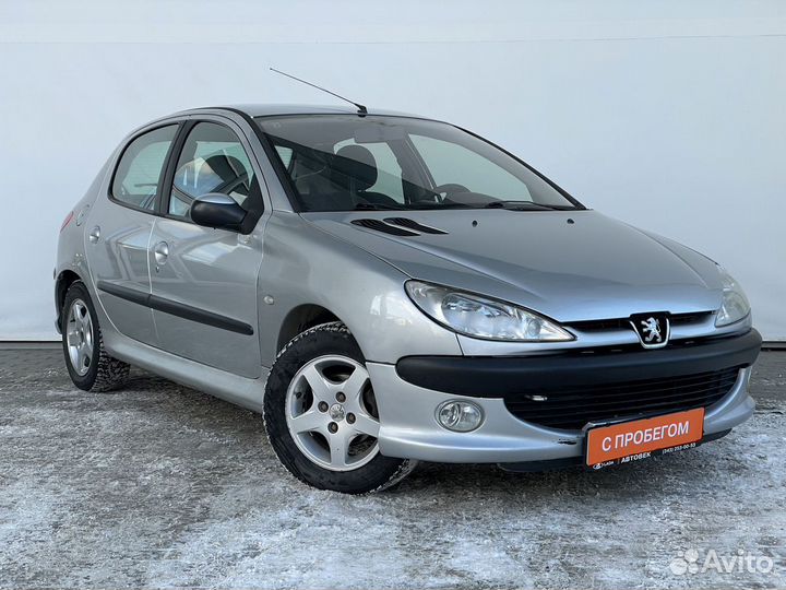 Peugeot 206 1.4 МТ, 2004, 217 000 км