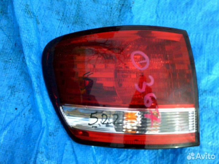 Стоп-сигнал задний левый Toyota Ipsum ACM21 2azfe