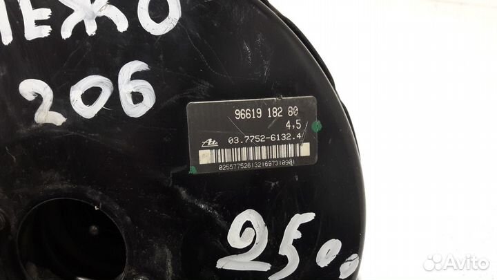 Вакуумный усилитель тормозов Peugeot 206