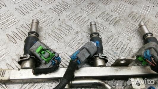 Форсунка бензиновая opel astra H (52H23B703)