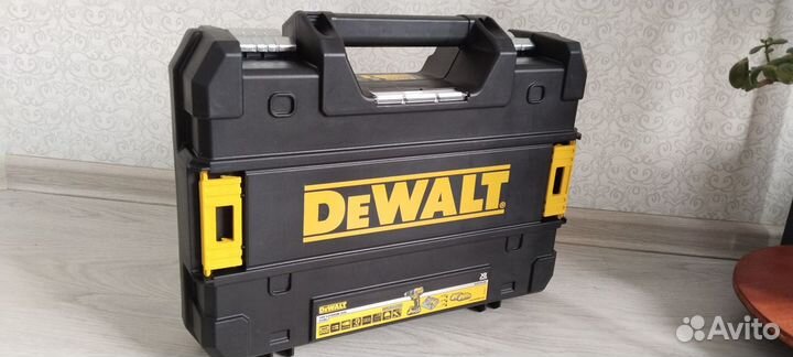 Аккумуляторная дрель шуруповерт dewalt dcd 791 d2