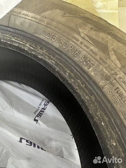 Toyo Observe G3-Ice 215/60 R16