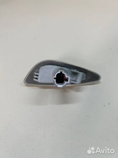 Повторитель на крыло Hyundai Sonata 6 YF 2010-2014