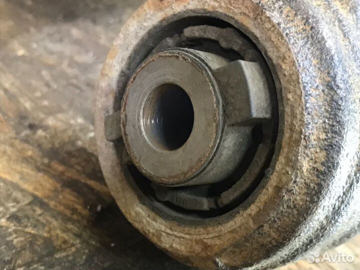 Цапфа задняя правая Mazda Cx-5 Kf универсал 2.0