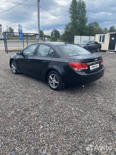 Chevrolet Cruze 1.6 МТ, 2010, 132 000 км